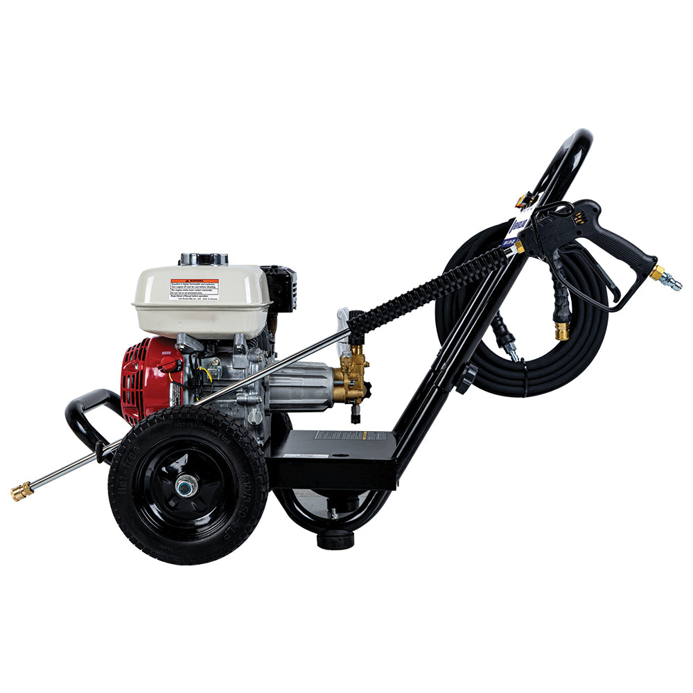 New Holland 3,800PSI 2.5GPM Cold Water Gas Pressure Washer