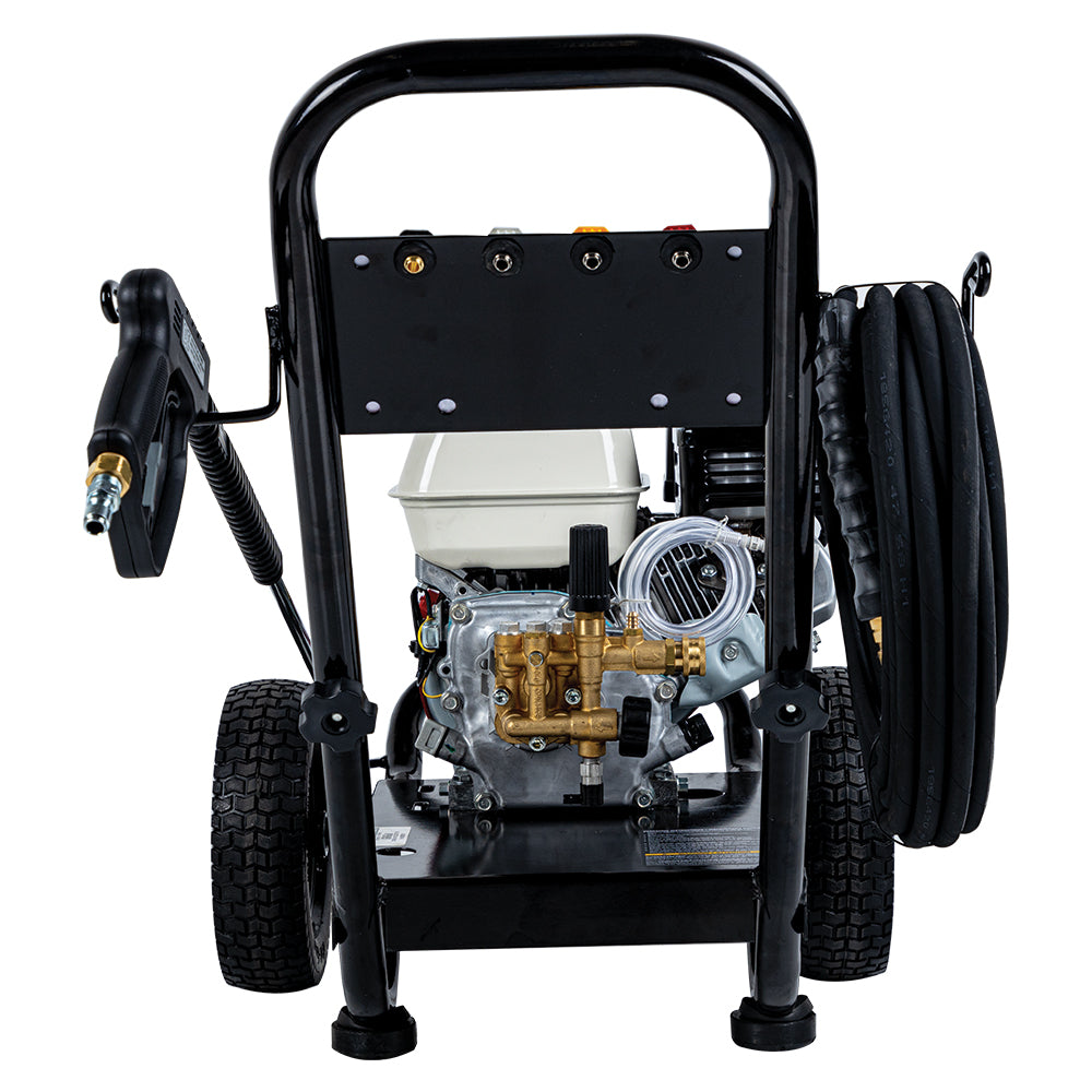 New Holland 3,800PSI 2.5GPM Cold Water Gas Pressure Washer